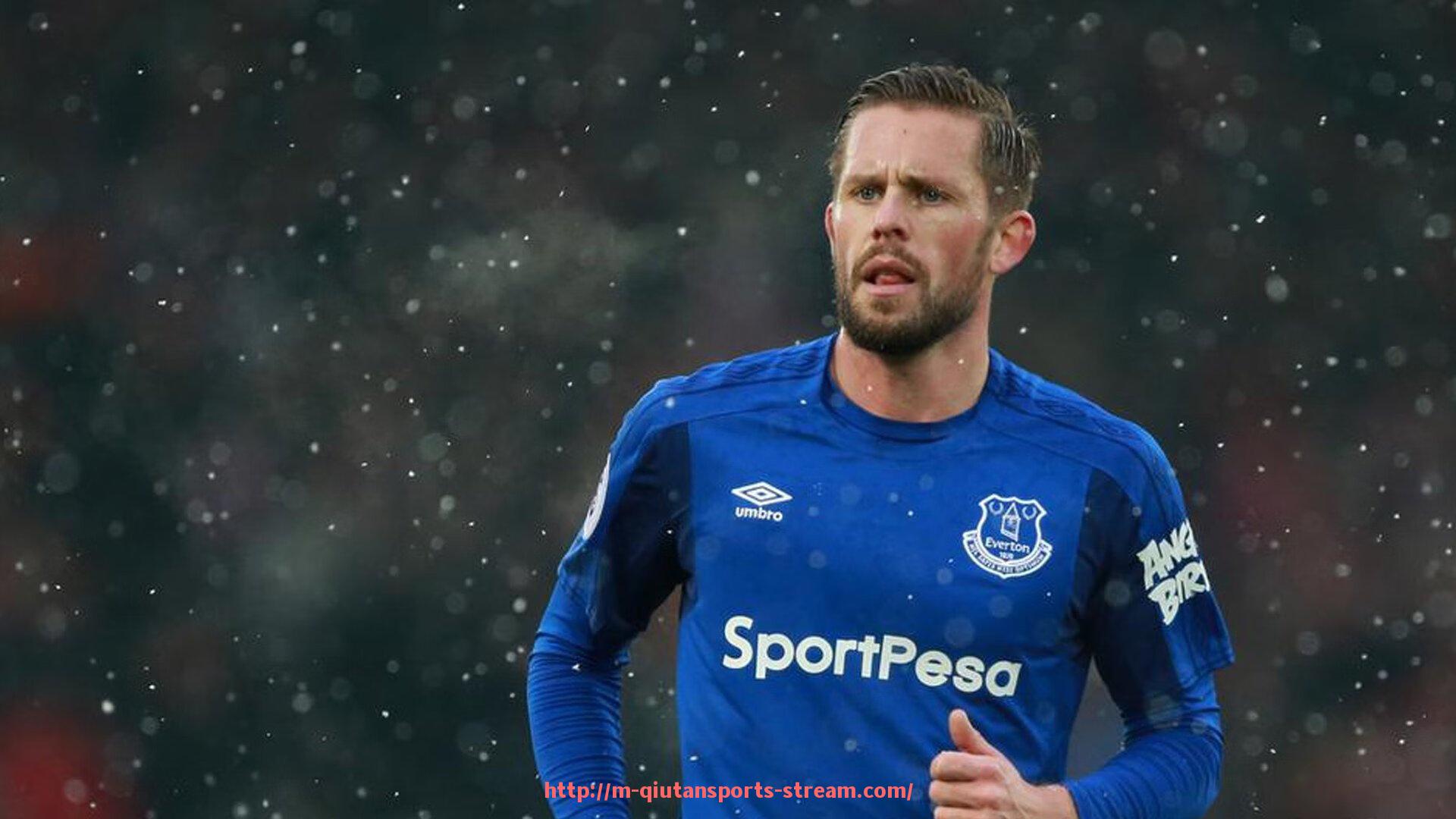 球探体育-德甲球队球员合照中的妆容风格及文化解读